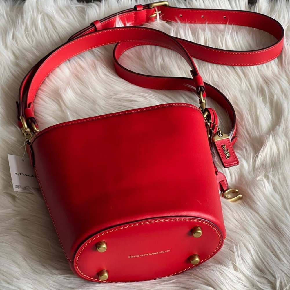 CJ827 - Coach Dakota Bucket Bag 16 - Picture 5 of 12